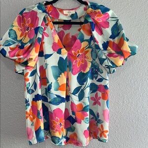 Entro Vibrant Floral Puff Sleeve Blouse